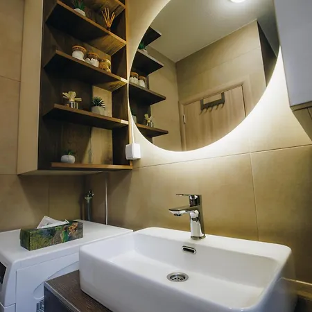 Duga Centar Lux *