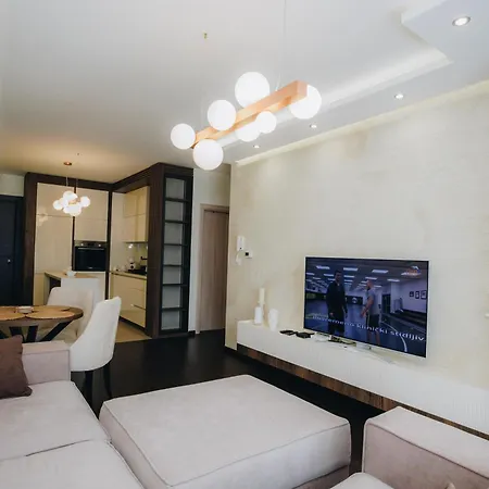 Duga Centar Lux *